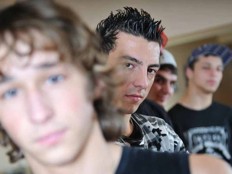 image for Futur du Travail : leçons des coupes DIY entre Ados