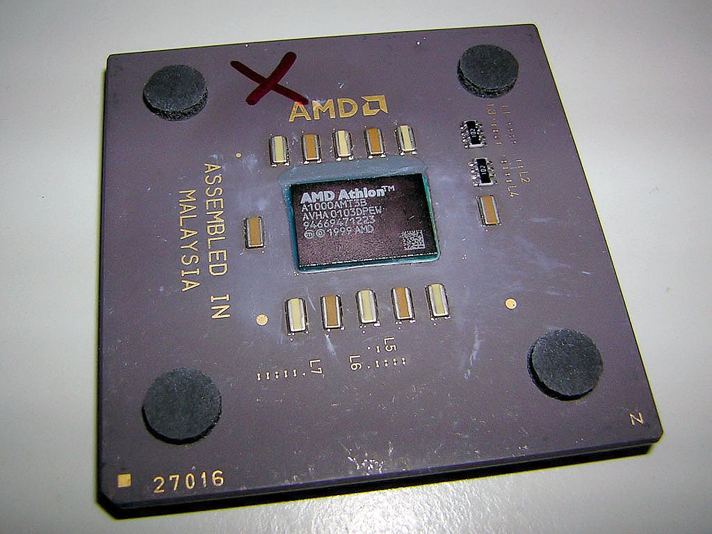 AMD Athlon mit 1 GHz