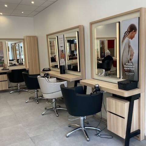 Foto 3 di Saint Algue - Coiffeur Lamorlaye