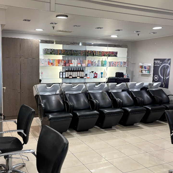 Photo 3 of Franck Provost - Coiffeur Nantes