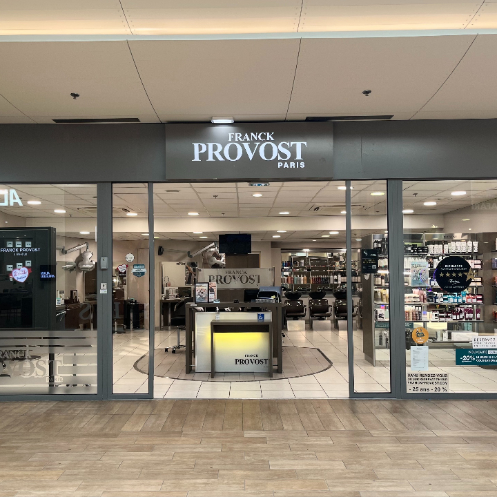 Foto 5 di Franck Provost - Coiffeur Pacé