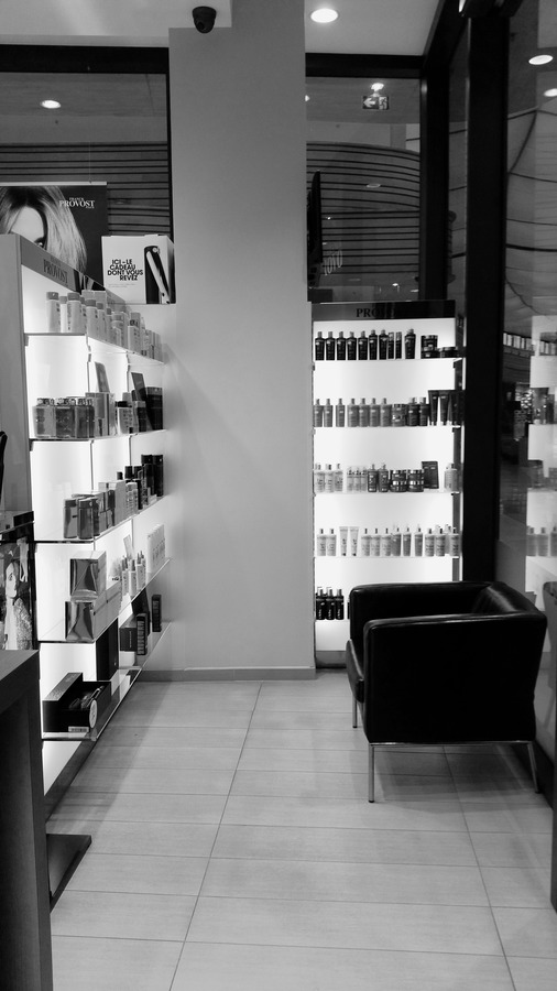 Foto 2 di Franck Provost - Coiffeur Claira