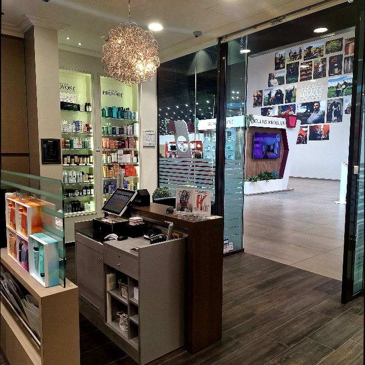 Foto 4 di Franck Provost - Coiffeur Avermes