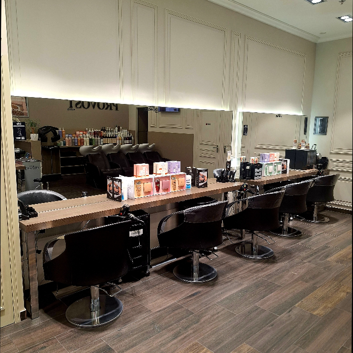 Foto 5 di Franck Provost - Coiffeur Avermes