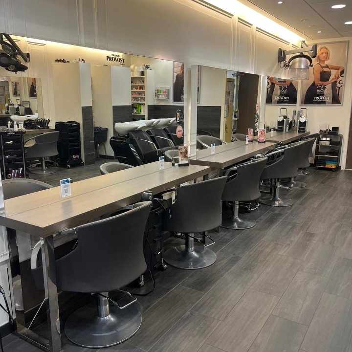Foto 5 di Franck Provost - Coiffeur Doubs