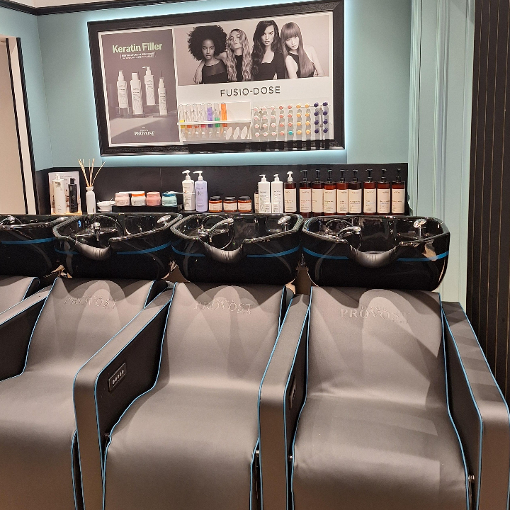 Foto 4 di Franck Provost - Coiffeur Gassin