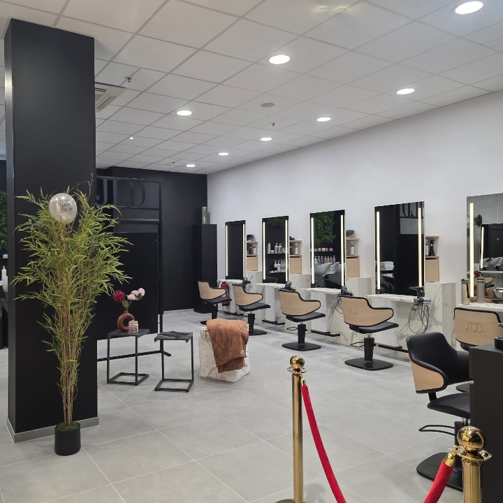 Jean Louis David SURGERES C CIAL LECLERC