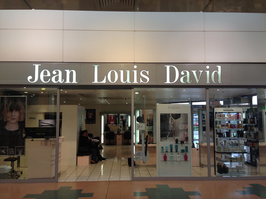 Jean Louis David CHENOVE - CC LONGVIC GEANT CASINO