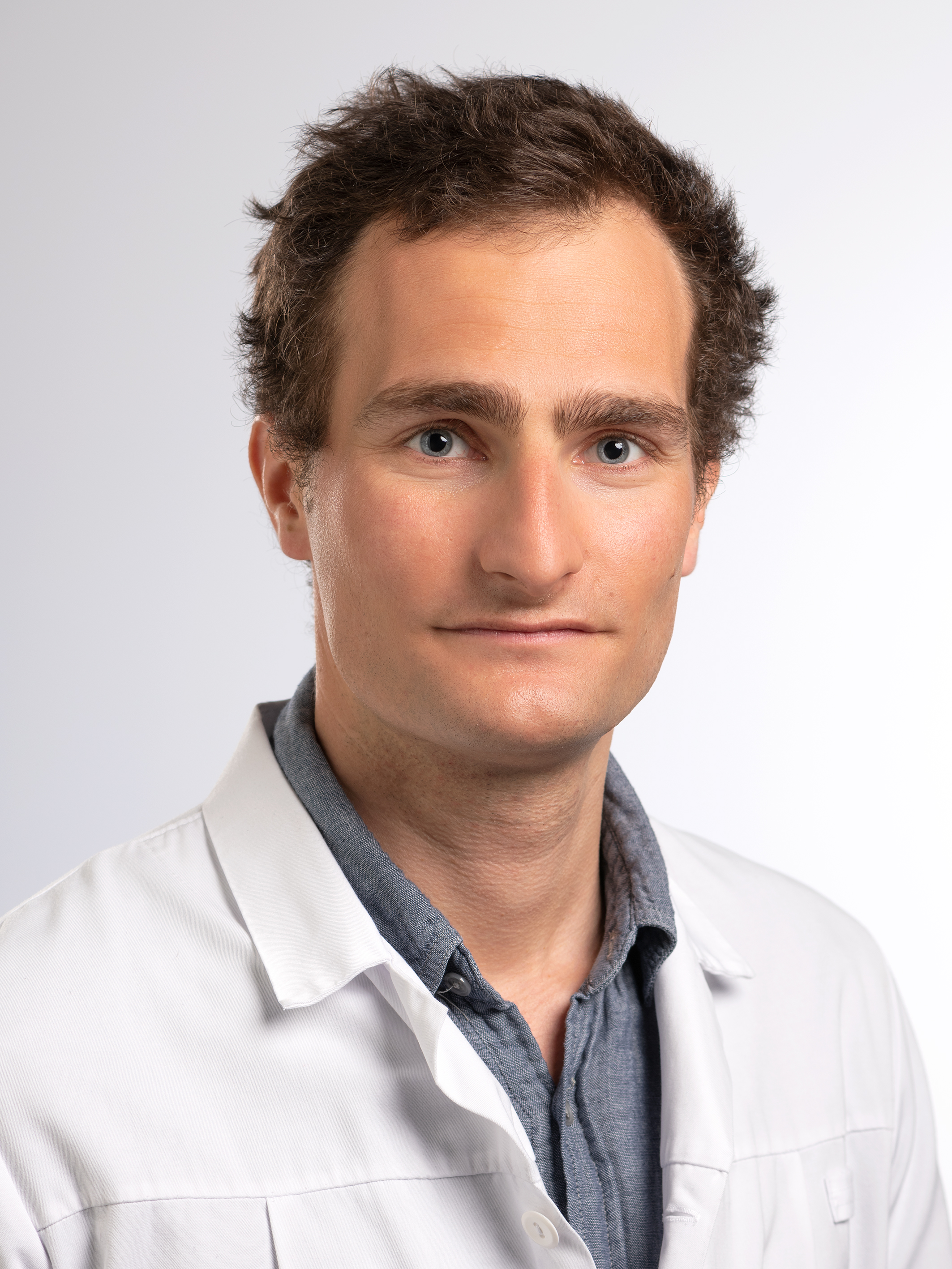 Dr Max Gau