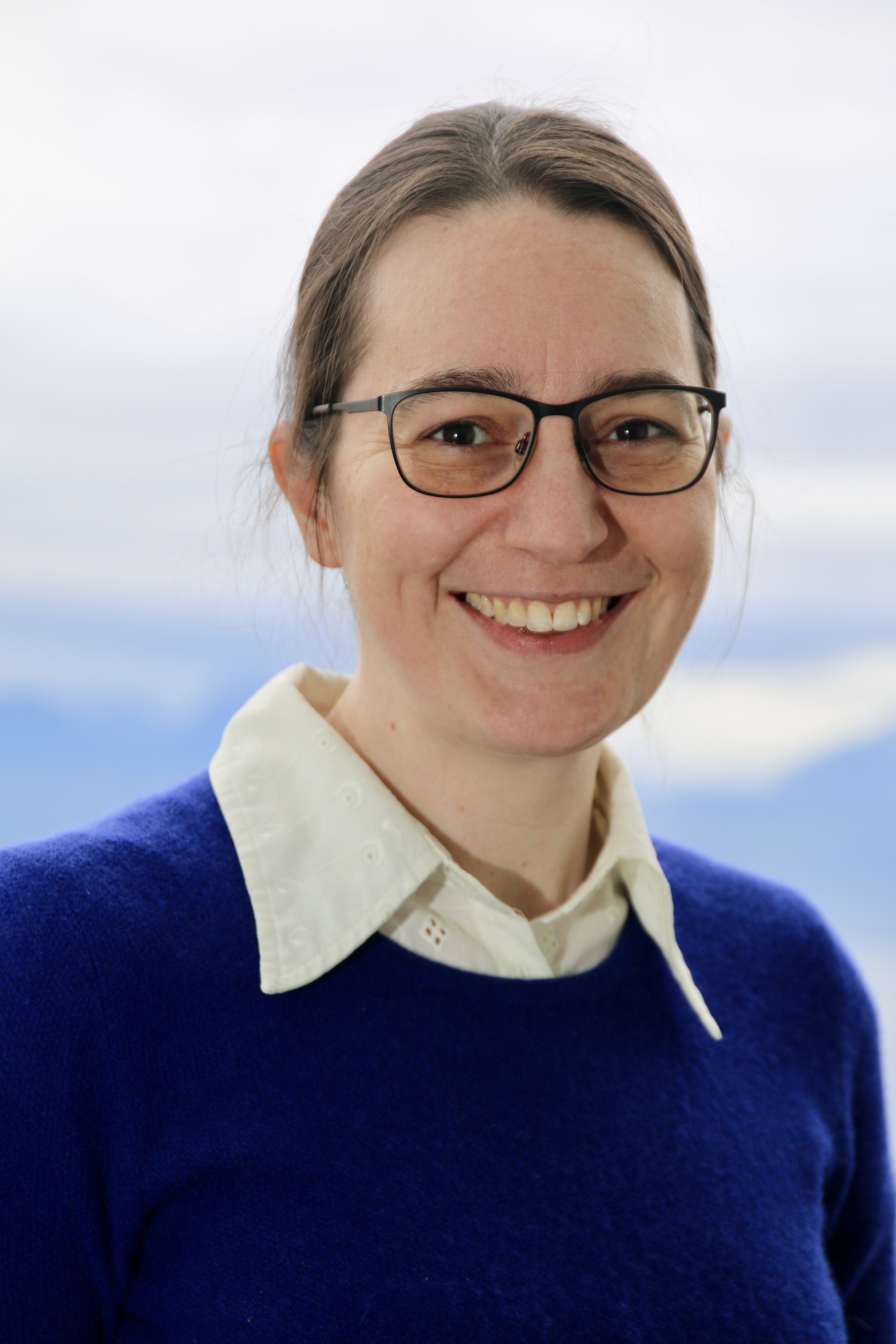  Helen Lindsay