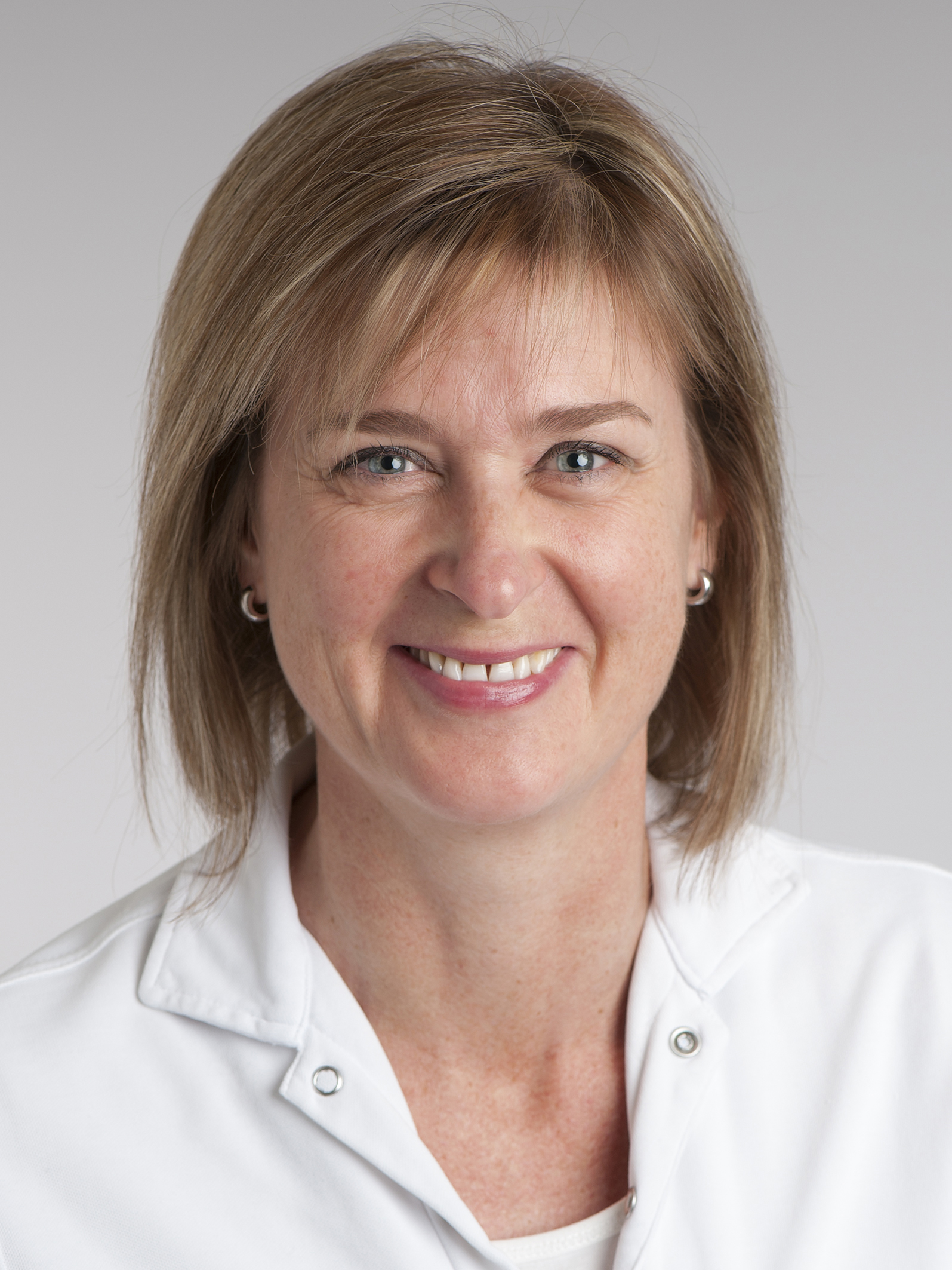 Helen Mudry