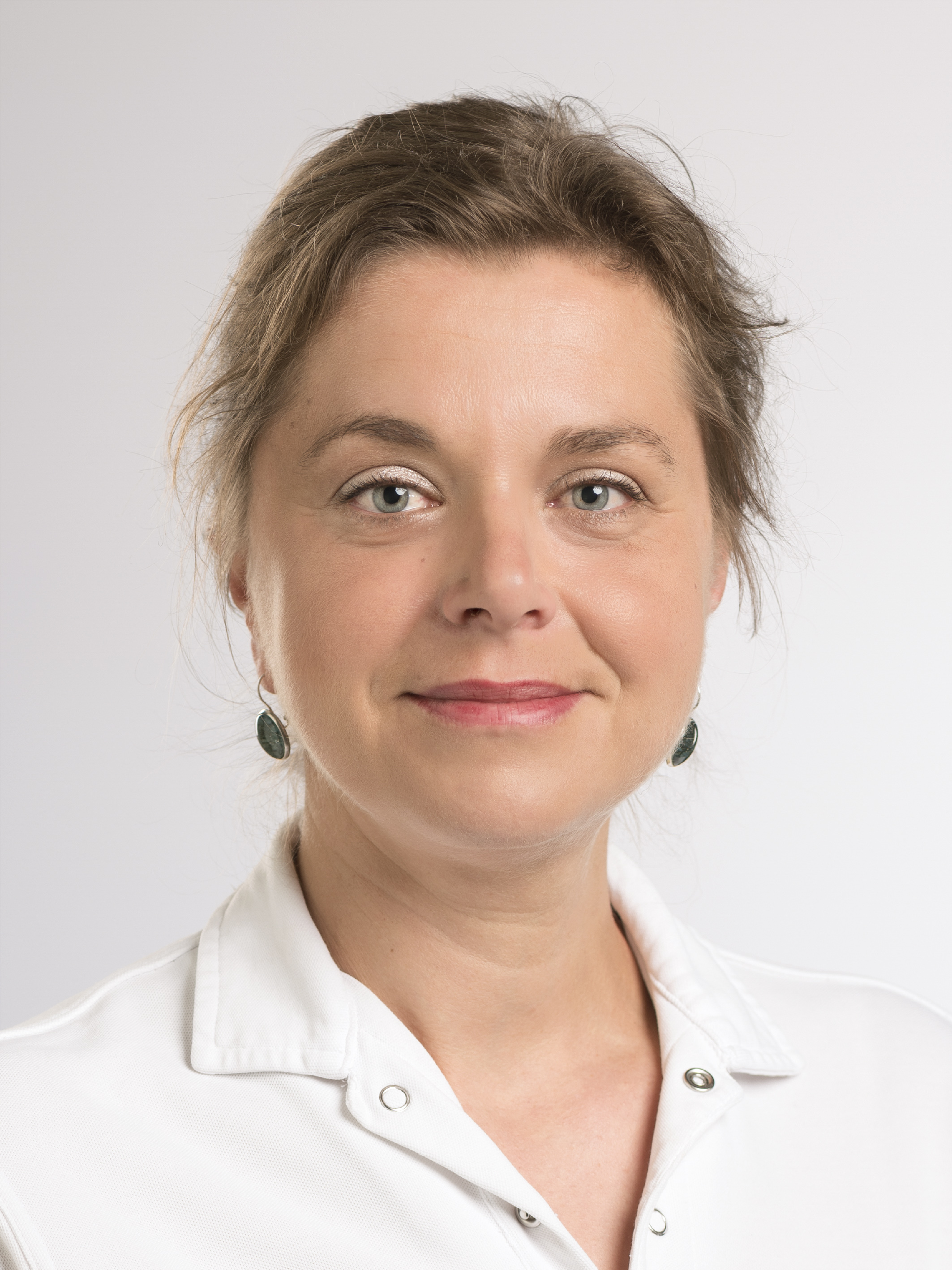 Mme Cristina Pellet