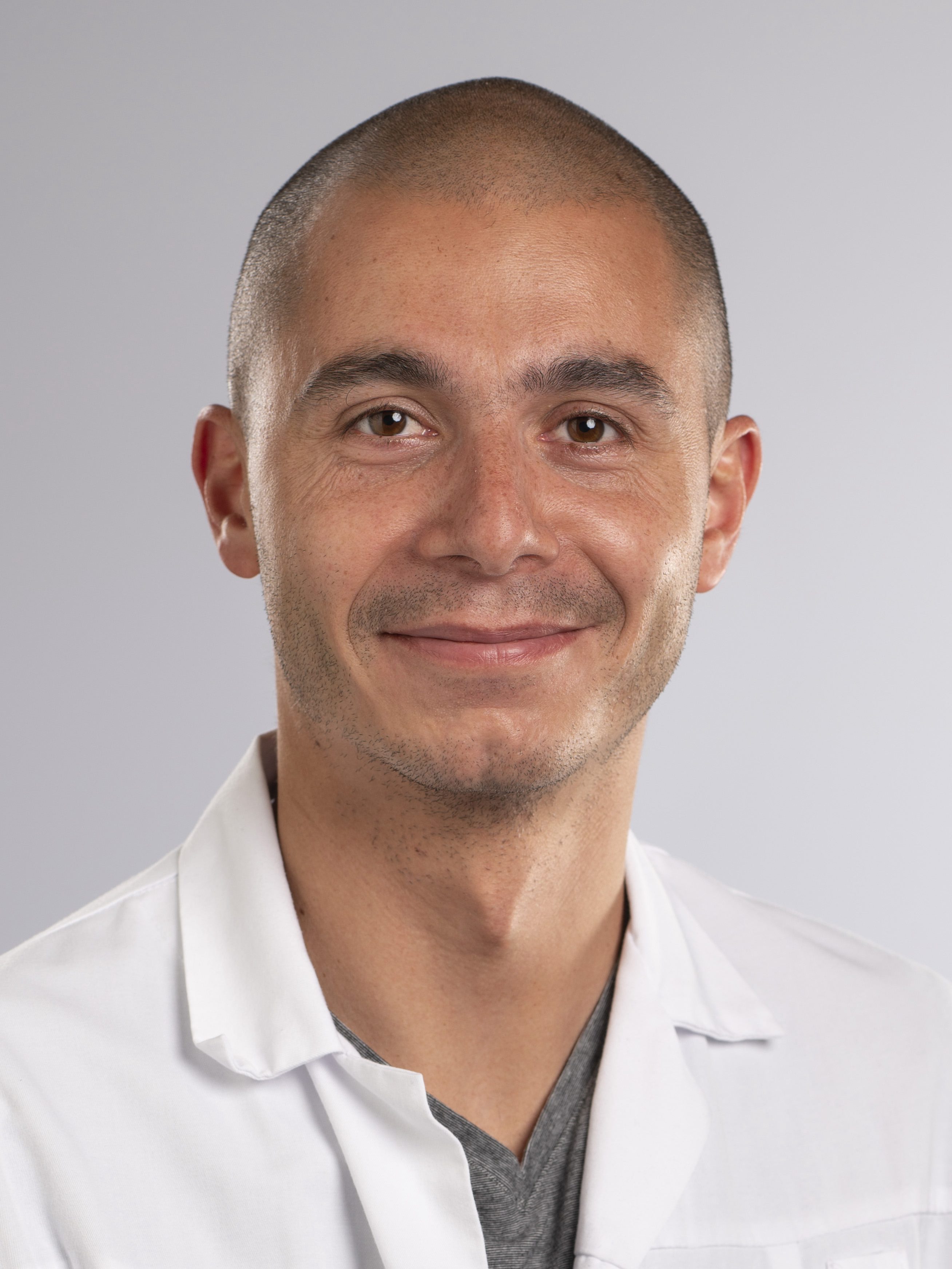 Dr Gilles Udin