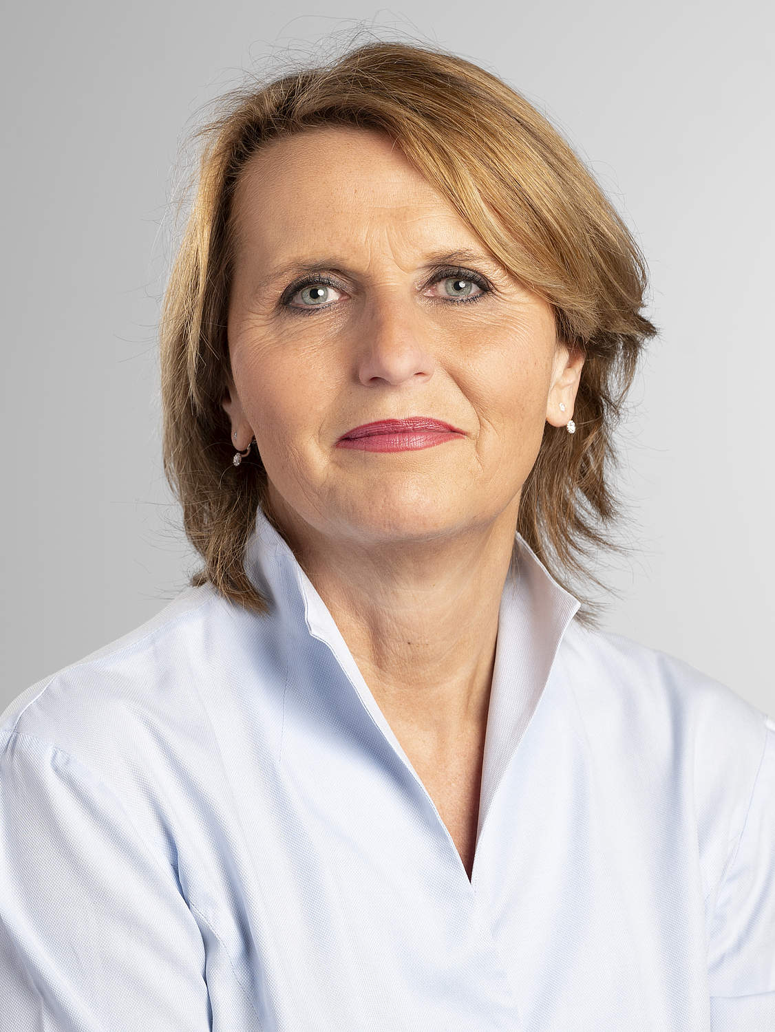  Silvia Hanhart