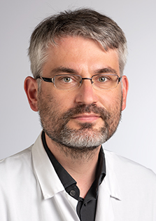 Dr Ekkehard Hewer