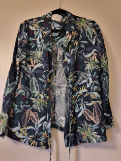 Lightweight safari jacket