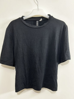 Halter T-shirt