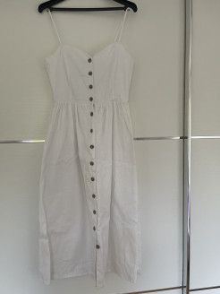 Langes Kleid aus weißem Leinen H&M