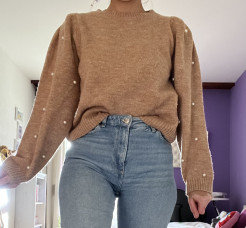 Beige/rosafarbener Pullover mit Glitzer an den Ärmeln