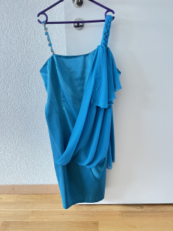 Kurzes Kleid