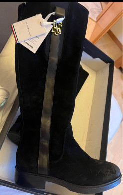 Boots size 37