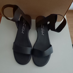 Sandales à talons noir