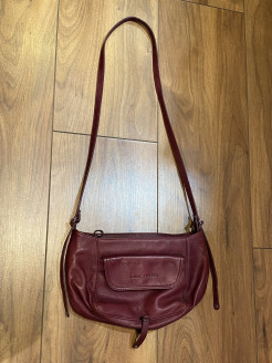 Shoulder bag burgundy