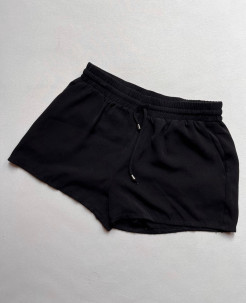 Shorts size 38