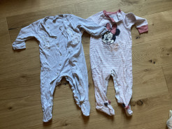 2 girls' pyjamas