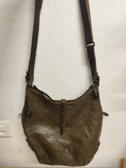 Leather bag in excellent condition