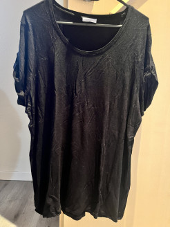 T-shirt noir pailleté- taille espagnole 46/48
