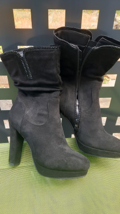 Neue Stiefeletten 39