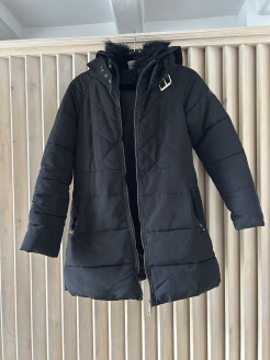 Black down jacket, Zara basic, size M