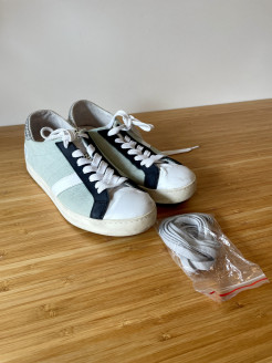 D.A.T.E. trainers Size 38