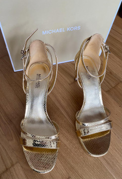 Michael Kors Pumps