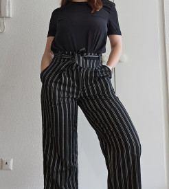 Classy NewLook pants, tapered and striped 🦓