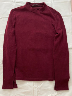 Burgundy jumper