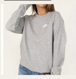 Pull Nike gris 