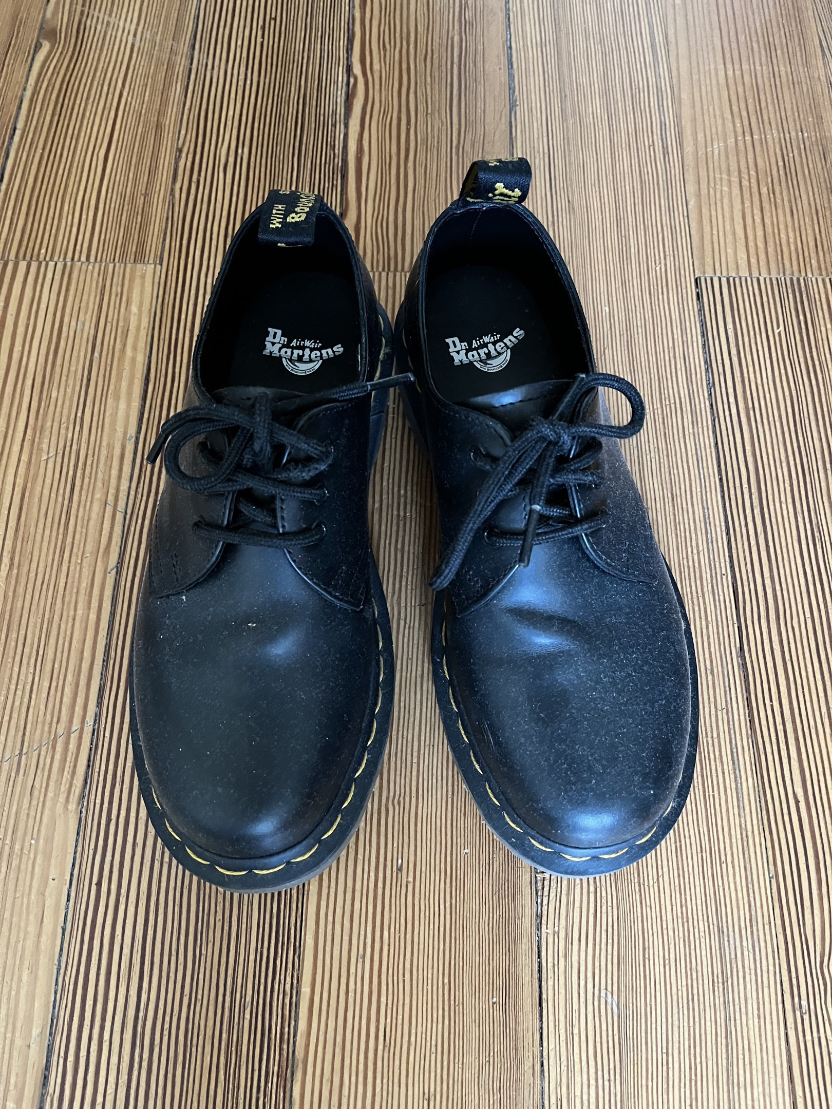 D4 martens best sale