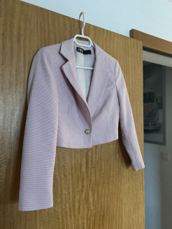 Short pink blazer