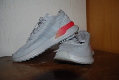 Adidas Sneaker