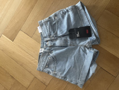 Shorts Jean Mom high rise Levi's