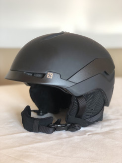 Salomon ski helmet black