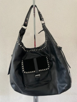 Schwarze Tasche Zara