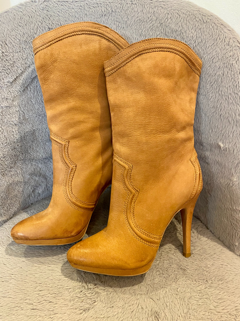 Beige leather santiag boots