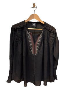 Blouse Nü noire à broderies