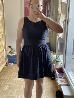 Très jolie robe bleue