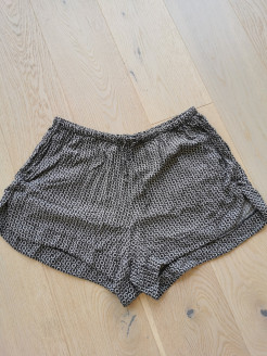 Leichte Shorts