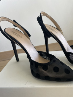 New Giambattista Valli pumps