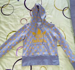 Grey jumper with yellow polka dots